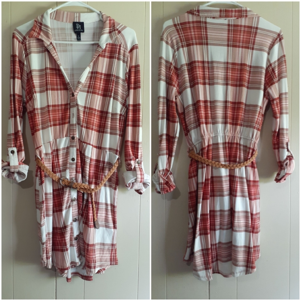 Derek Heart vneck red brown plaid belted dress